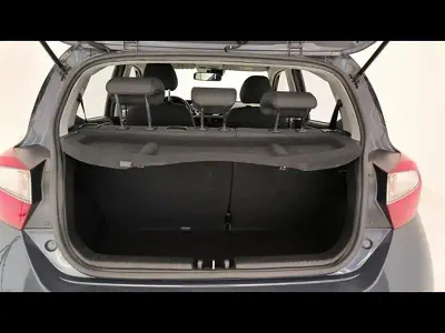 Usata Hyundai i10 67 CV (49 kW) 2022 Grigio scuro Utilitaria