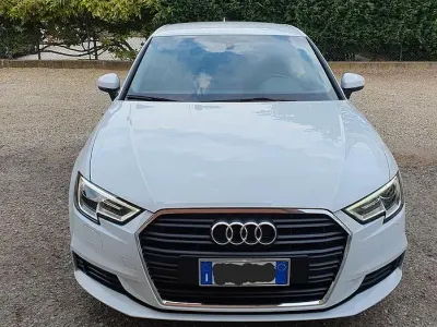 Usata Audi A3 Business 110 CV (80 kW) 2016 Bianco Berlina