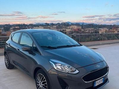 Usata Ford Fiesta 75 CV (55 kW) 2018 Grigio Berlina