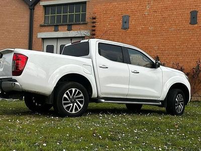 Begagnad Nissan Navara 2018 Vit Pickup