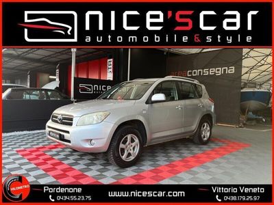 usata Toyota RAV4 RAV 42.2 D-4D 136 CV * UNICO PROPRIETARIO *