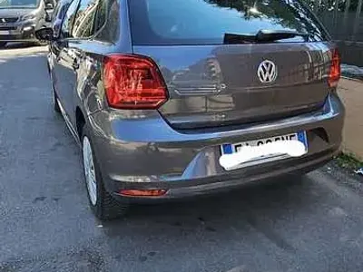 Usata VW Polo Comfortline 75 CV (55 kW) 2015 Grigio Berlina