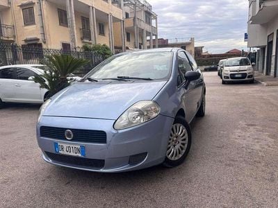 Usata Fiat Grande Punto Active 75 CV (55 kW) 2008 Blu/azzurro Utilitaria