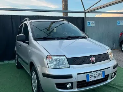 Usata Fiat Panda Emotion 75 CV (55 kW) 2013 Grigio Utilitaria