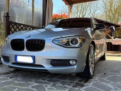 Usata BMW 118 Sport Line 143 CV (105 kW) 2014 Argento Utilitaria