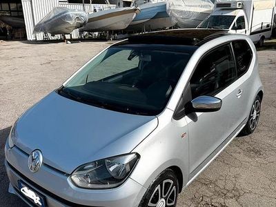 Usata VW up! high up! 75 CV (55 kW) 2012 Utilitaria