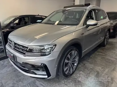Usata VW Tiguan R-line 240 CV (176 kW) 2017 Grigio SUV