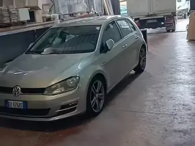 Usata VW Golf VII 105 CV (77 kW) 2013 Berlina