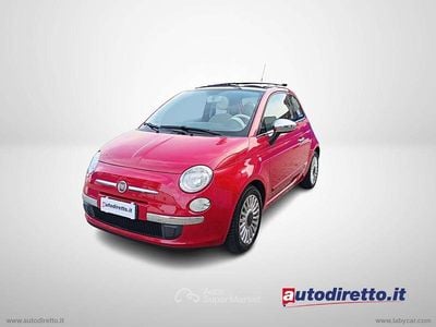 Begagnad Fiat 500 Lounge 69 HK (50 kW) 2010 Röd Sedan