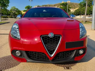 Usata Alfa Romeo Giulietta Super 175 CV (128 kW) 2016 Utilitaria