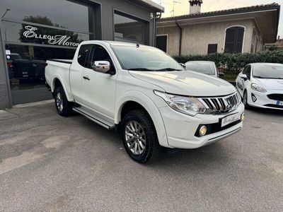 usata Mitsubishi L200 2.4 DI-D/154CV Club Cab Invite