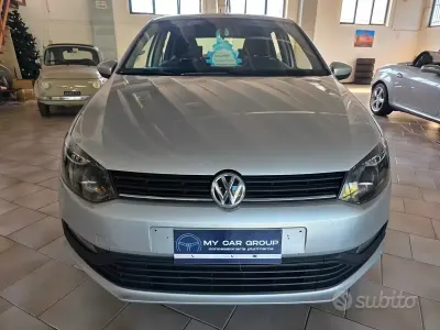 Usata VW Polo Trendline 75 CV (55 kW) 2017 Grigio Berlina