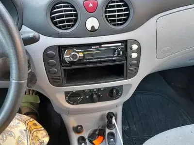 Usata Citroën C3 Elegance 73 CV (53 kW) 2004 Berlina
