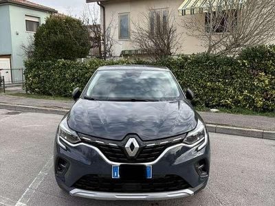 Usata Renault Captur Engineered 94 CV (69 kW) 2023 SUV