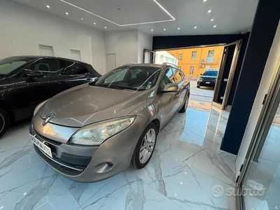 Usata Renault Mégane GrandTour Dynamique 131 CV (96 kW) 2010 Bronzo Station wagon