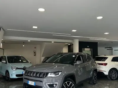 Usata Jeep Compass Limited 140 CV (102 kW) 2020 Grigio SUV