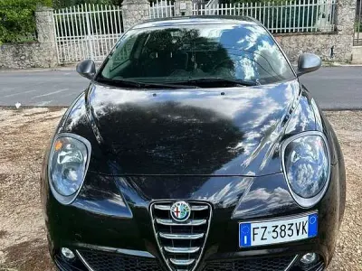 Usata Alfa Romeo MiTo Distinctive 84 CV (61 kW) 2014 Nero Utilitaria
