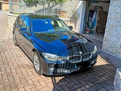 Usata BMW 320 190 CV (139 kW) 2015 Nero Station wagon