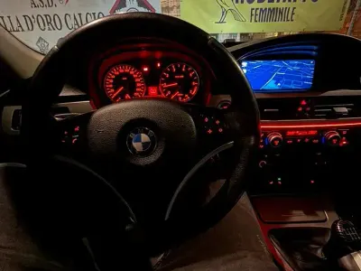 Usata BMW 318 143 CV (105 kW) 2007 Grigio Station wagon