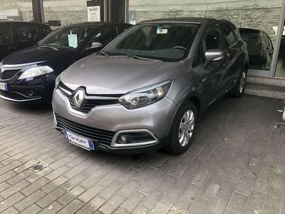 Usata Renault Captur 90 CV (66 kW) 2014 Grigio SUV