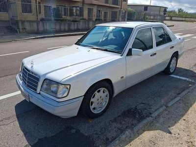 Usata Mercedes E250 Elegance 113 CV (83 kW) 1994 Berlina