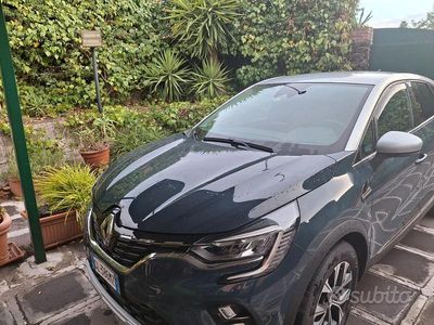 Usata Renault Captur Techno 91 CV (66 kW) 2022 Blu SUV