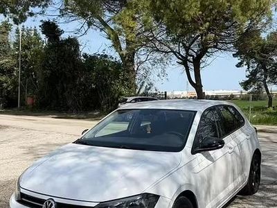 Usata VW Polo Highline 90 CV (66 kW) 2019 Bianco Utilitaria