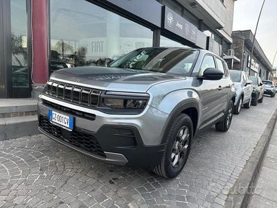 Usata Jeep Avenger Longitude 101 CV (74 kW) 2025 Grigio SUV