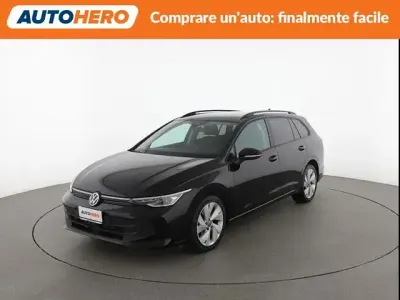 Usata VW Golf VIII Life 150 CV (110 kW) 2024 Nero Station wagon