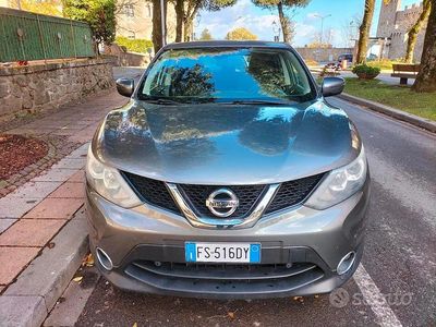 Usata Nissan Qashqai 110 CV (80 kW) 2017 Grigio SUV