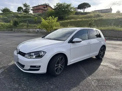 Usata VW Golf VII 85 CV (62 kW) 2014 Bianco Berlina