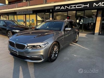 Usata BMW 520 Luxury Line 190 CV (139 kW) 2017 Grigio Station wagon