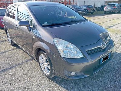 Grigio Usata 2009 Toyota Corolla Verso Monovolume | 5800 € (Cara)