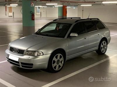 Usata Audi S4 265 CV (194 kW) 1998 Grigio Station wagon