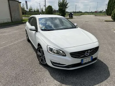 Usata Volvo V60 394 CV (289 kW) 2014 Station wagon