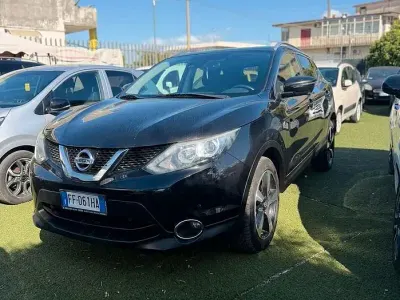 Usado Nissan Qashqai 360º 131 CV (96 kW) 2017 Negro SUV