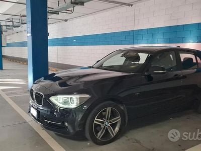 Usata BMW 118 Sport Line 143 CV (105 kW) 2012 Nero Utilitaria