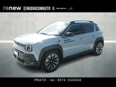 Begagnad Renault 4 E-Tech Iconic 110 kW (150 HK) 2025 Blå SUV