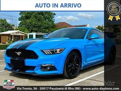 Usata Ford Mustang Fastback 317 CV (233 kW) 2018 Azzurro Coupé