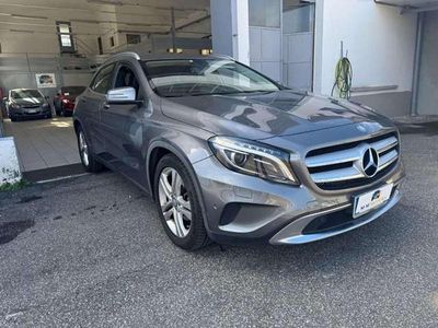 Mercedes GLA220