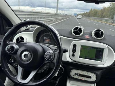 Begagnad Smart ForFour 75 HK (55 kW) 2015 Halvkombi