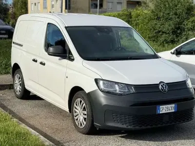 Usata VW Caddy Business 102 CV (75 kW) 2021 Monovolume