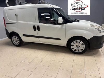 Usata Fiat Doblò 135 CV (99 kW) 2012 Bianco Monovolume