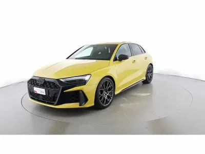 Usata Audi RS3 Sportback 400 CV (294 kW) 2025 Giallo pitone Utilitaria