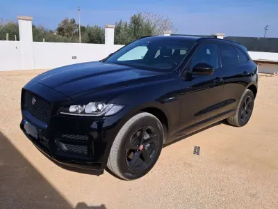 Usata Jaguar F-Pace R-Sport 179 CV (131 kW) 2020 Nero SUV