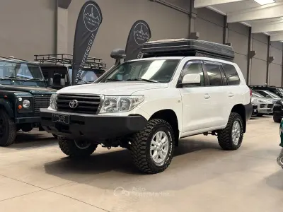 Gebraucht Toyota Land Cruiser 220 PS (161 kW) 2010 Weiß SUV