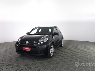 Usata Toyota Aygo X Active 72 CV (52 kW) 2025 Black met SUV