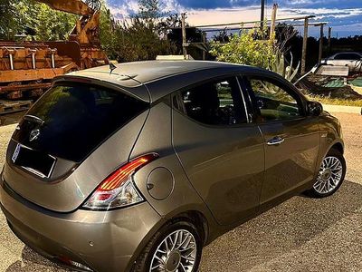 Usata Lancia Ypsilon Platinum 95 CV (69 kW) 2011 Utilitaria