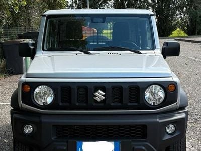 Usata Suzuki Jimny 102 CV (75 kW) 2023 Argento SUV