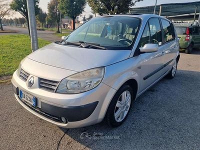 Usata Renault Scénic II Authentique 113 CV (83 kW) 2006 Argento Monovolume